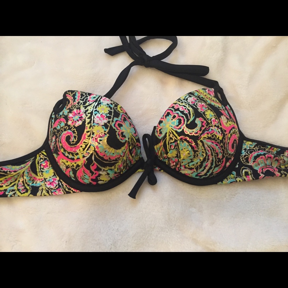 VS bombshell bikini top